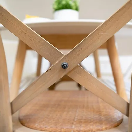 Le Dentan, Au Centre Historique De Appartamento