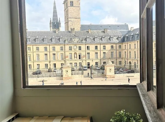 Apartment Le Dentan, Au Centre Historique De Dijon